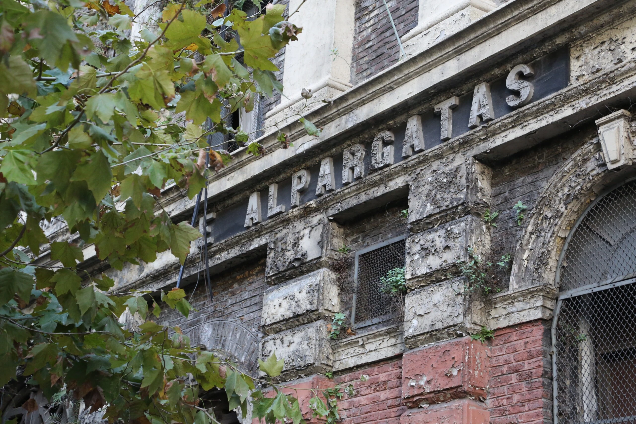 El Palacio Molina es uno de los edificios históricos más valiosos del sur porteño.