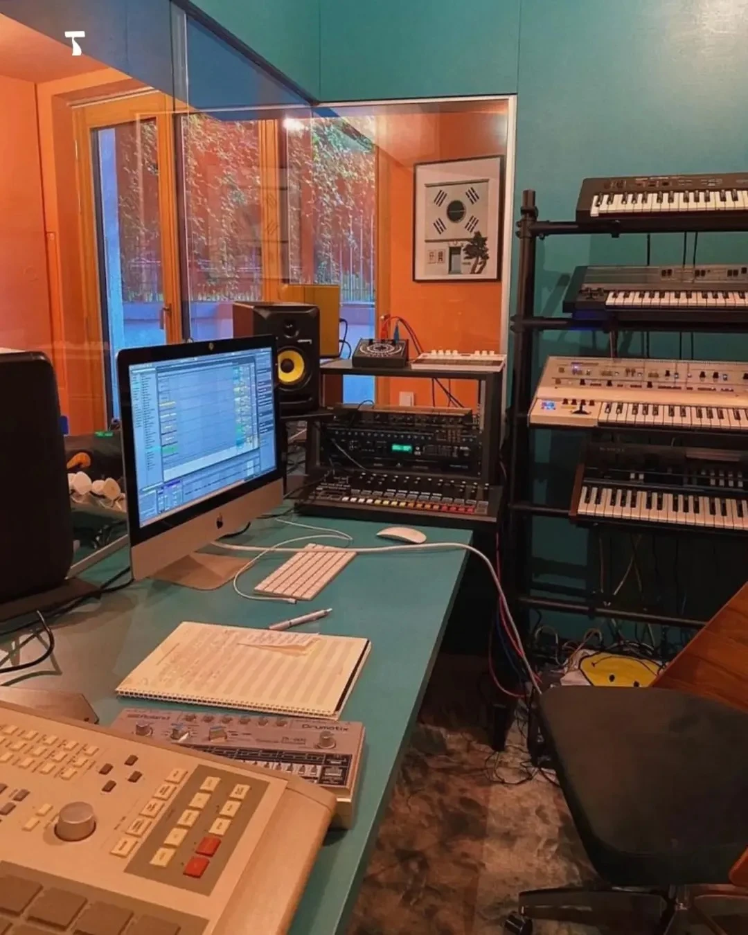 El estudio de Peggy Gou, de estética relajada y pura inspiración creativa.