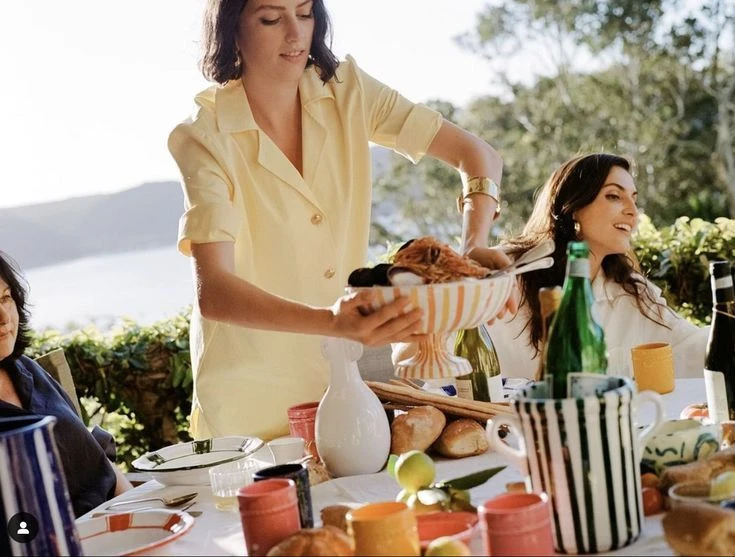 Nonna maxxing: la tendencia que invita a vivir como una abuela italiana