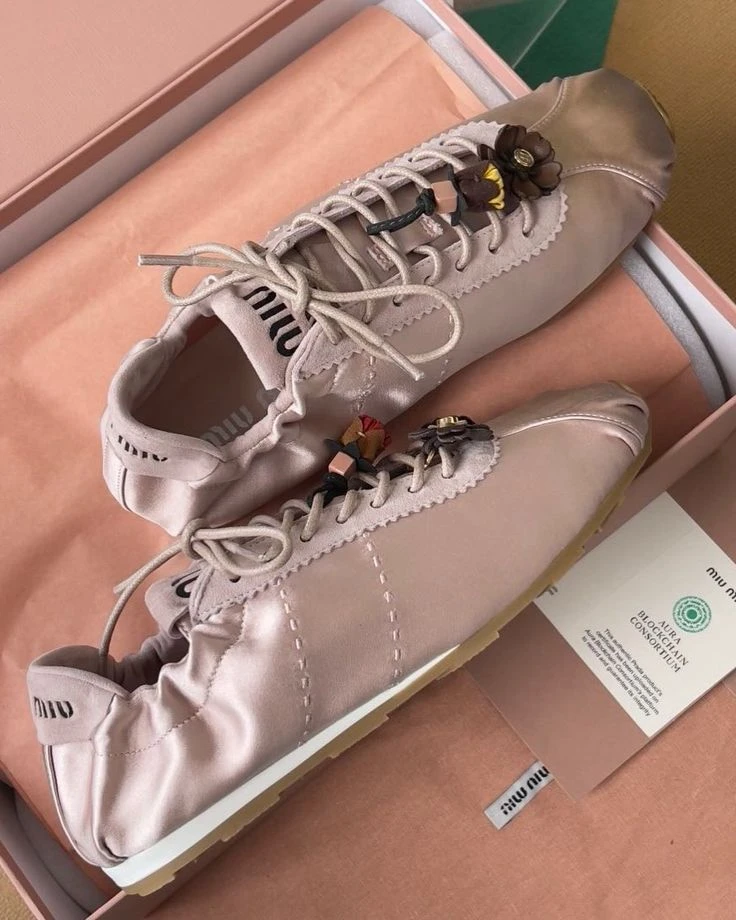 Las slim de Miu Miu