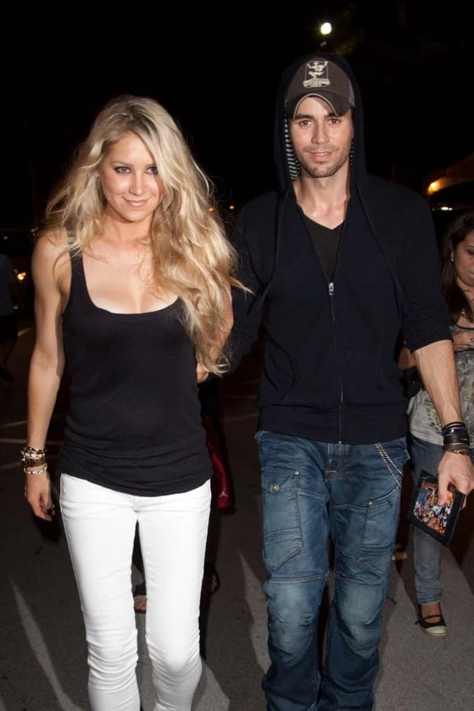 Enrique Iglesias y Anna Kournikova