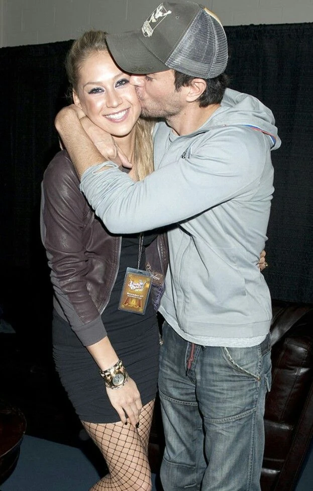 Enrique Iglesias y Anna Kournikova