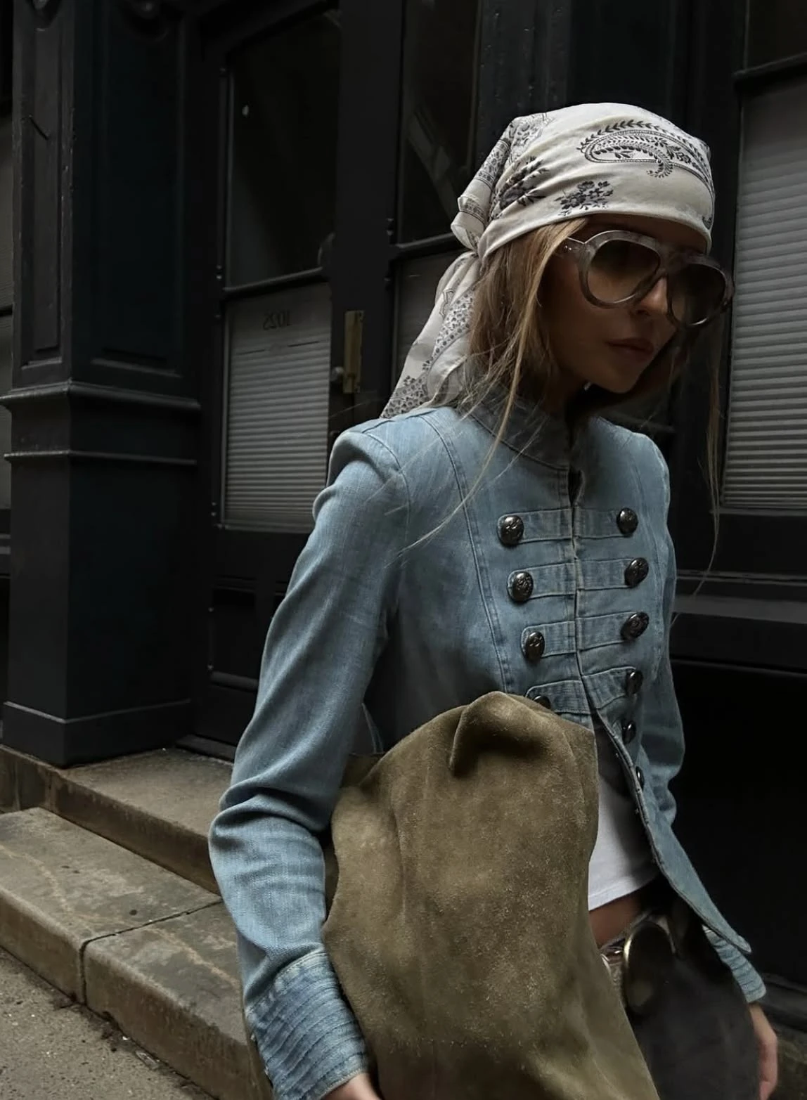 Chaqueta Napoleónica, el nuevo ítem de moda.