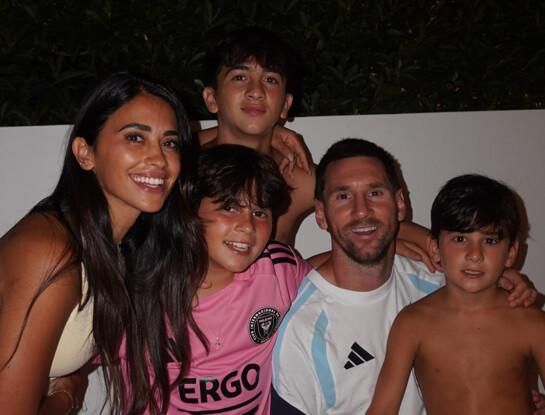 Tras el revuelo con Sofi Martínez, Antonela Roccuzzo reapareció con Messi y lanzó un mensaje contundente
