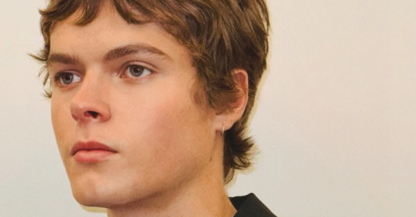 Quem é Moses Martin, filho de Chris Martin e Gwyneth Paltrow, que estreou como modelo