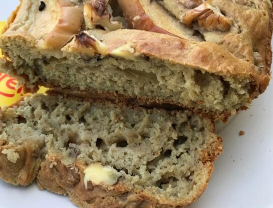 Budín de manzana y nuez: una receta fácil, rica y lista en pocos minutos