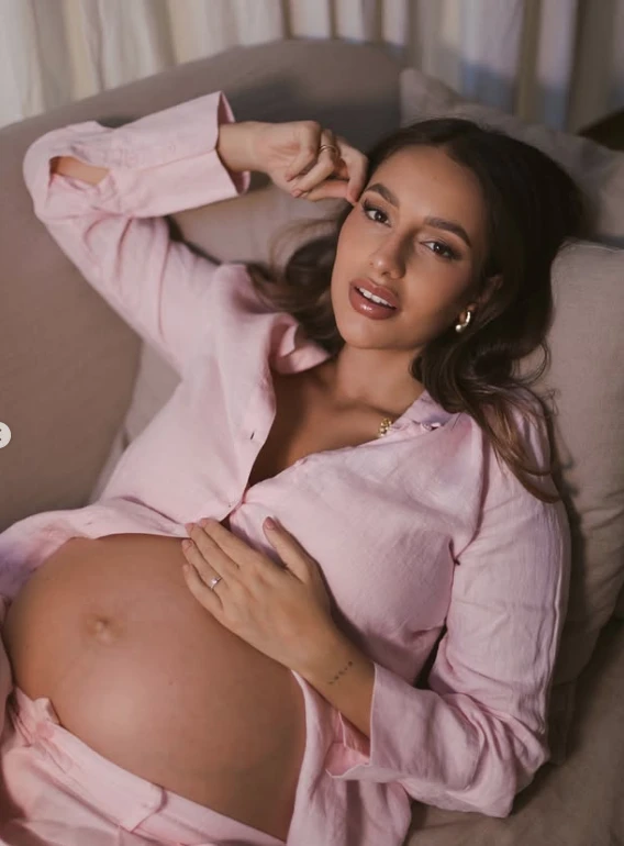 Luna Serrat fue mamá