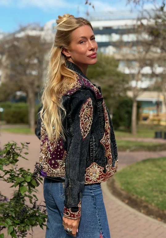 nicole neumann