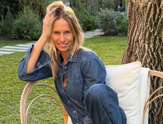 Carola del Bianco llevó el abrigo de alto invierno más chic: la prenda estrella para los días de frío extremo