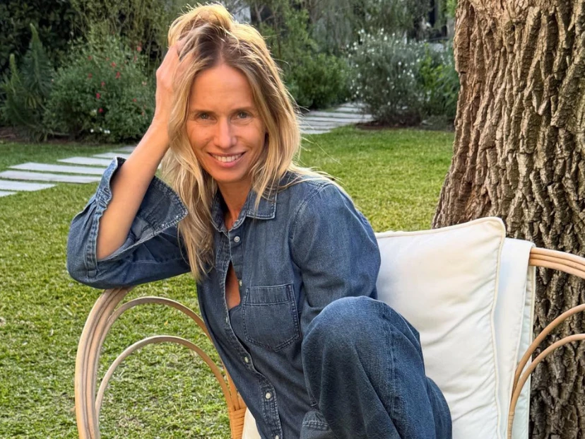 Carola del Bianco llevó el abrigo de alto invierno más chic: la prenda estrella para los días de frío extremo