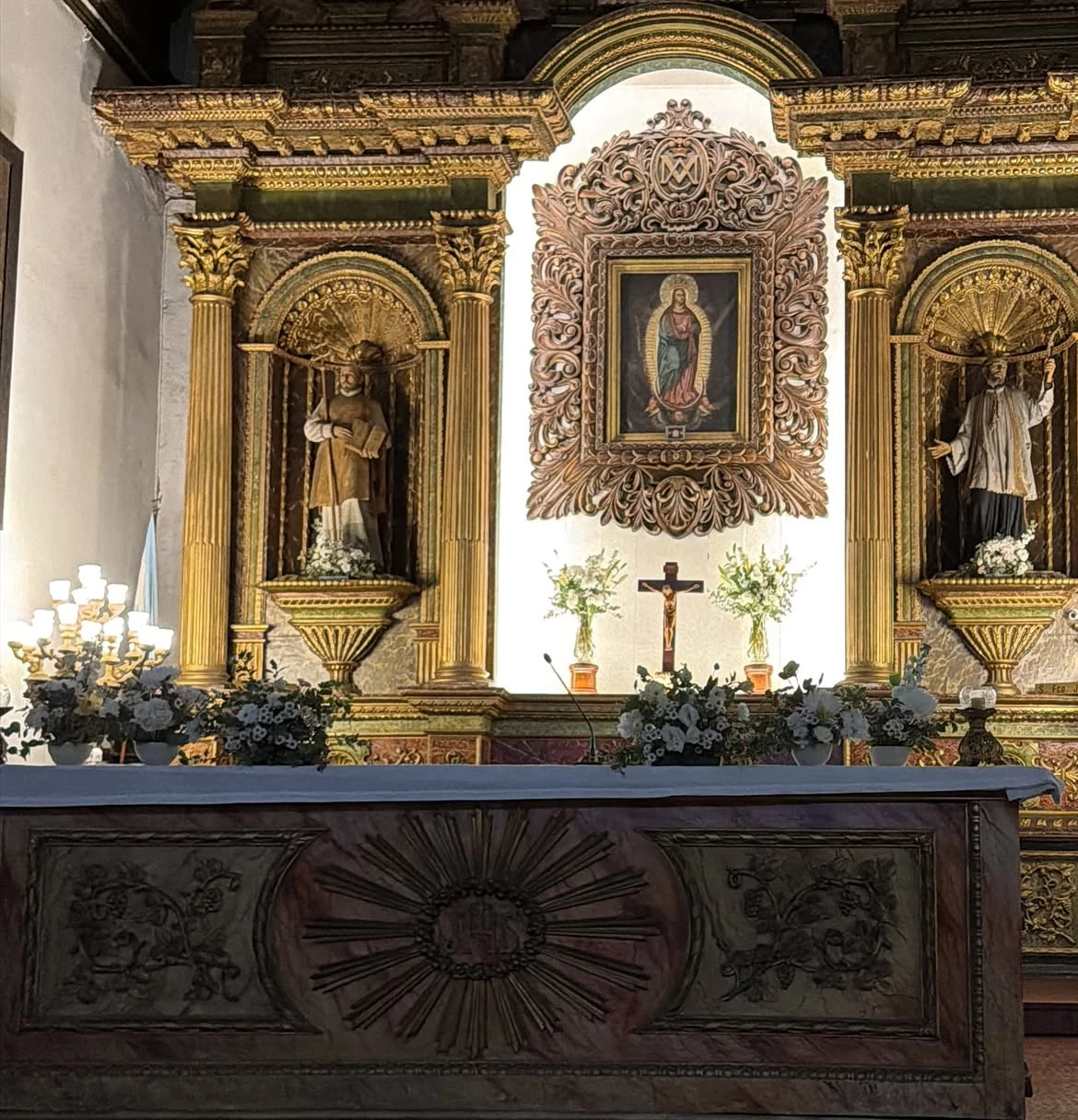 Soledad Bobbio junto a su hijo Jerónimo Fernández Bobbio.