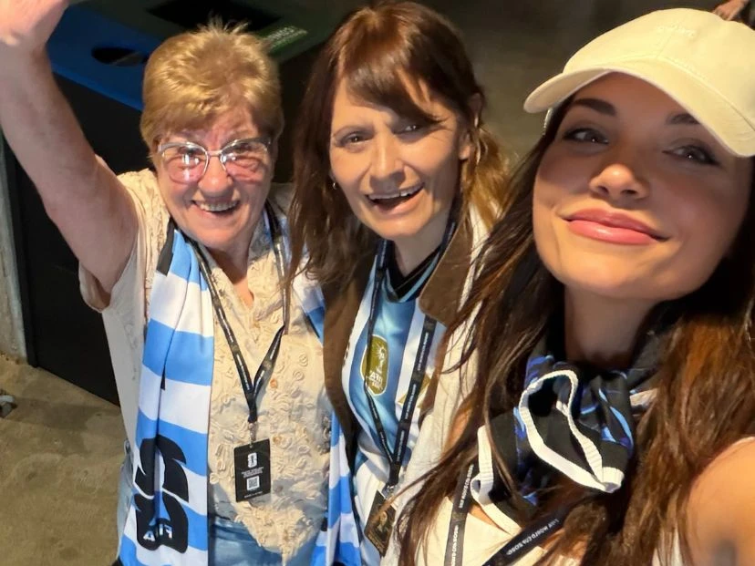 Eva de Dominici le cumplió el sueño a su abuela y a su mamá: "Fue un viaje hermoso"