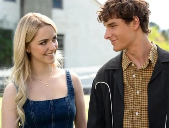 "A pesar de ti", la nueva película basada en una novela de Colleen Hoover, ya está disponible en Netflix. De qué trata esta emotiva historia romántica.