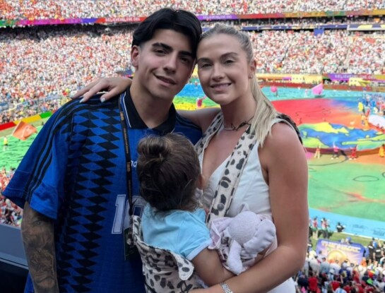 El álbum de Sofía Calzetti con el Kun Agüero, Olivia y Benjamín en Nueva York tras la final del Mundial