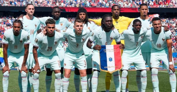 A história por trás da camisa que surpreendeu a Copa do Mundo