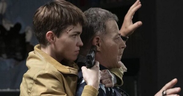 filme de ação intenso estrelado por Ruby Rose que está no top 2