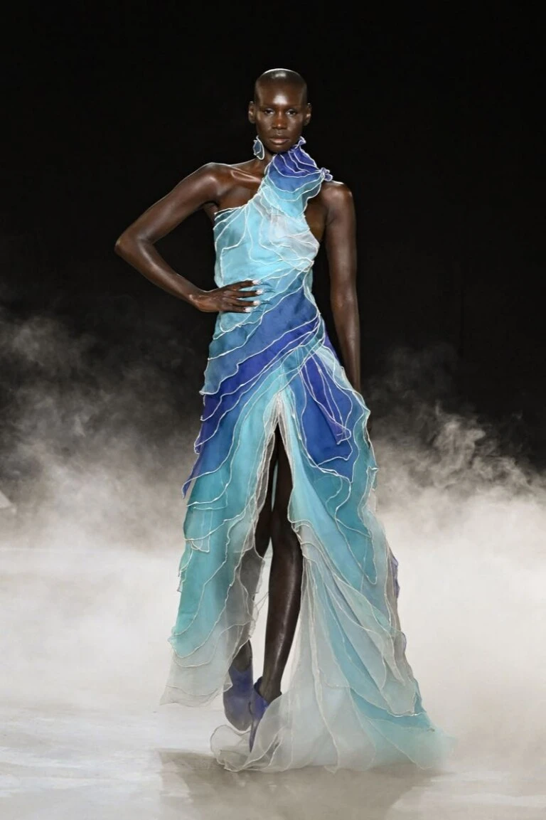 Iris Van Herpen, Alta Costura, otoño/ invierno 2026/ 27.