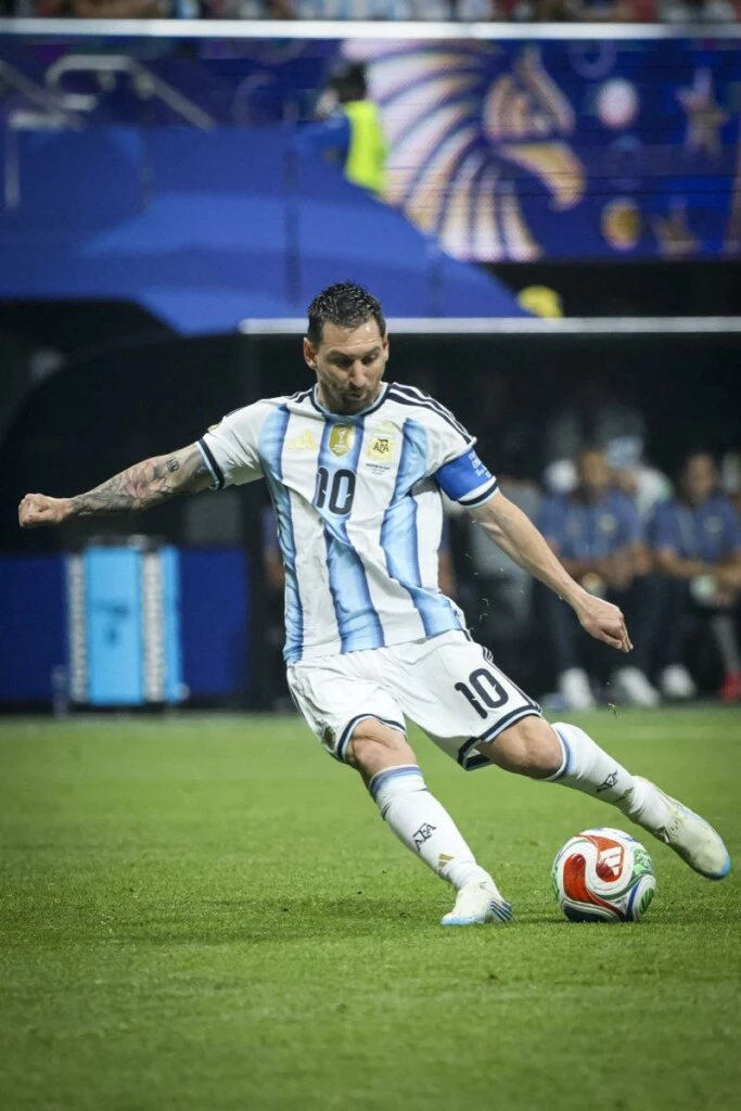 Leo Messi tiene una ventaja al ser zurdo
