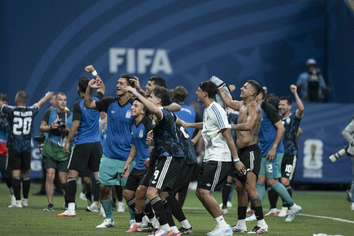 El festejo de la Scaloneta luego del triunfo ante Inglaterra. 