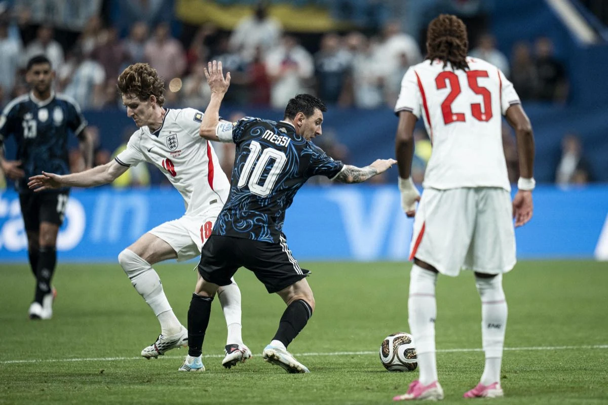 Lionel Messi .