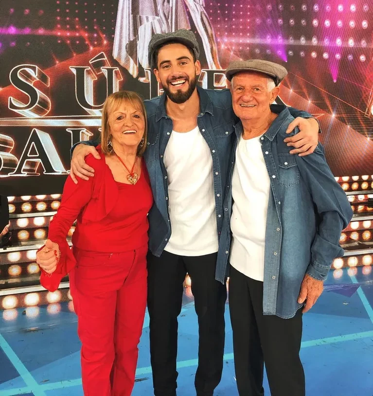 Nico Occhiato y su abuela Conce