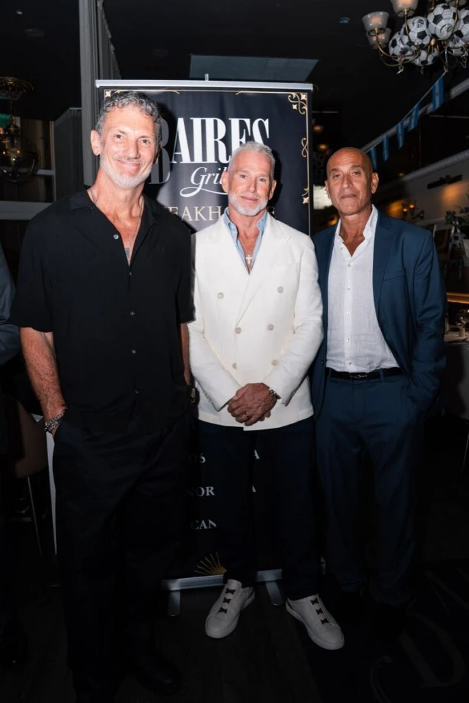 Leo Mateu, Martin Koening y Diego Dalvia de Baires Grill