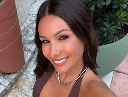 Pampita confirma cuál es el color que seguirá siendo el más elegante en el próximo verano 2026/27