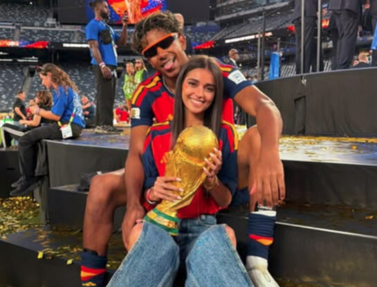 Quién es la misteriosa chica que celebró junto a Lamine Yamal tras el título mundial