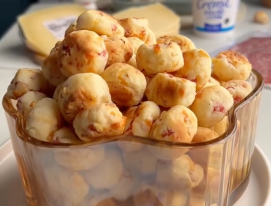 Pochoclos de salame y queso: el snack crocante que se prepara al horno y es ideal para compartir
