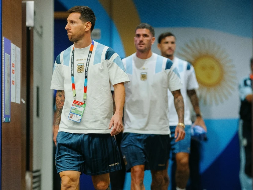 Qué dice un experto en comunicación no verbal sobre el video viral de la arenga de la Selección antes de la final