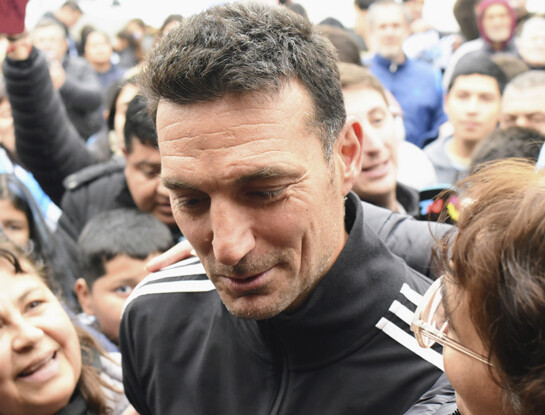 Los 52 kilos de frutas y verduras que Lionel Scaloni compró en Pujato: qué llevó y cuánto gastó