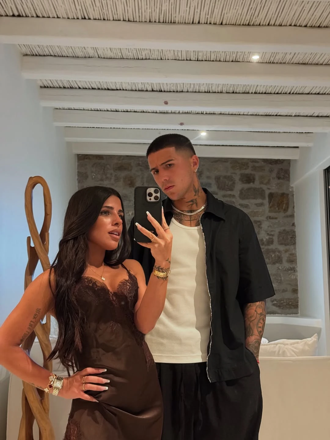 La historia de amor de Enzo Fernández y Valentina Cervantes: del monoambiente en Villa Urquiza a una segunda oportunidad juntos