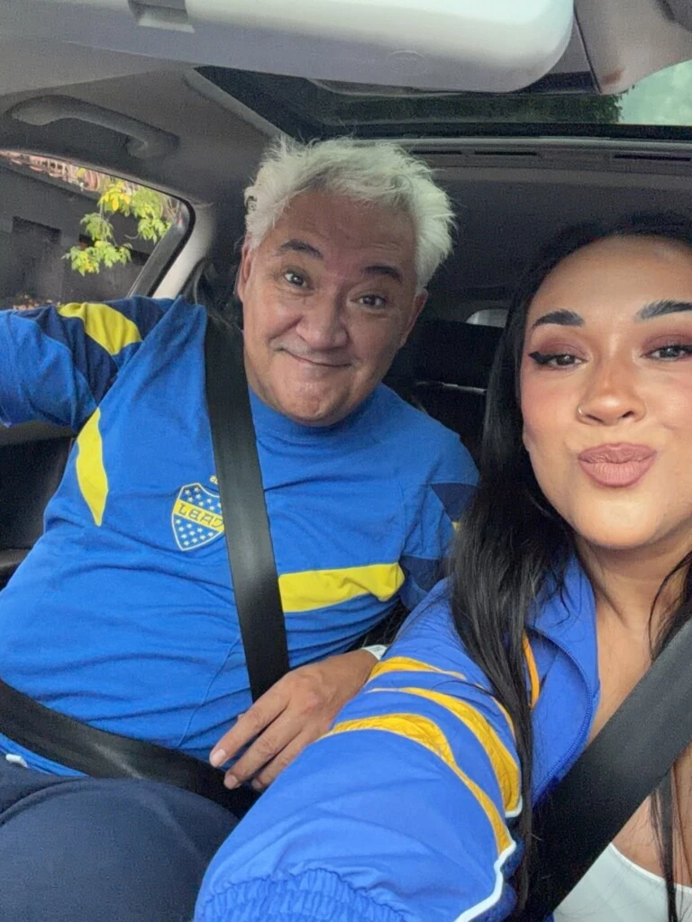 Evelyn junto a su papá. Fabio.