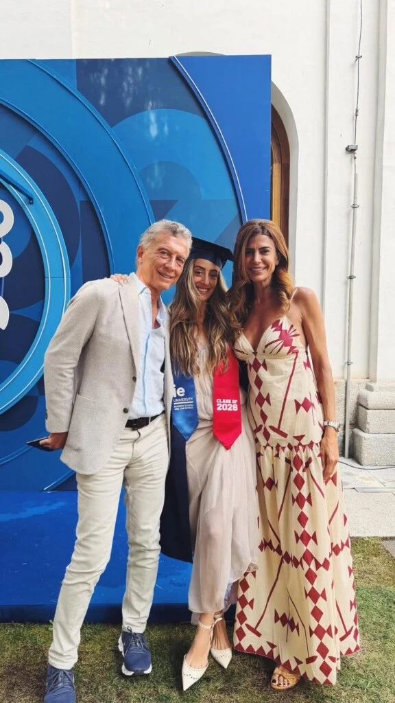 Mauricio Macri, Valentina Barbier y Juliana Awada.