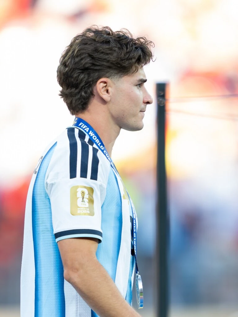 El mensaje esperanzador de Julián Álvarez tras la final ante España: "Siempre para adelante, luchando por nuestra bandera"