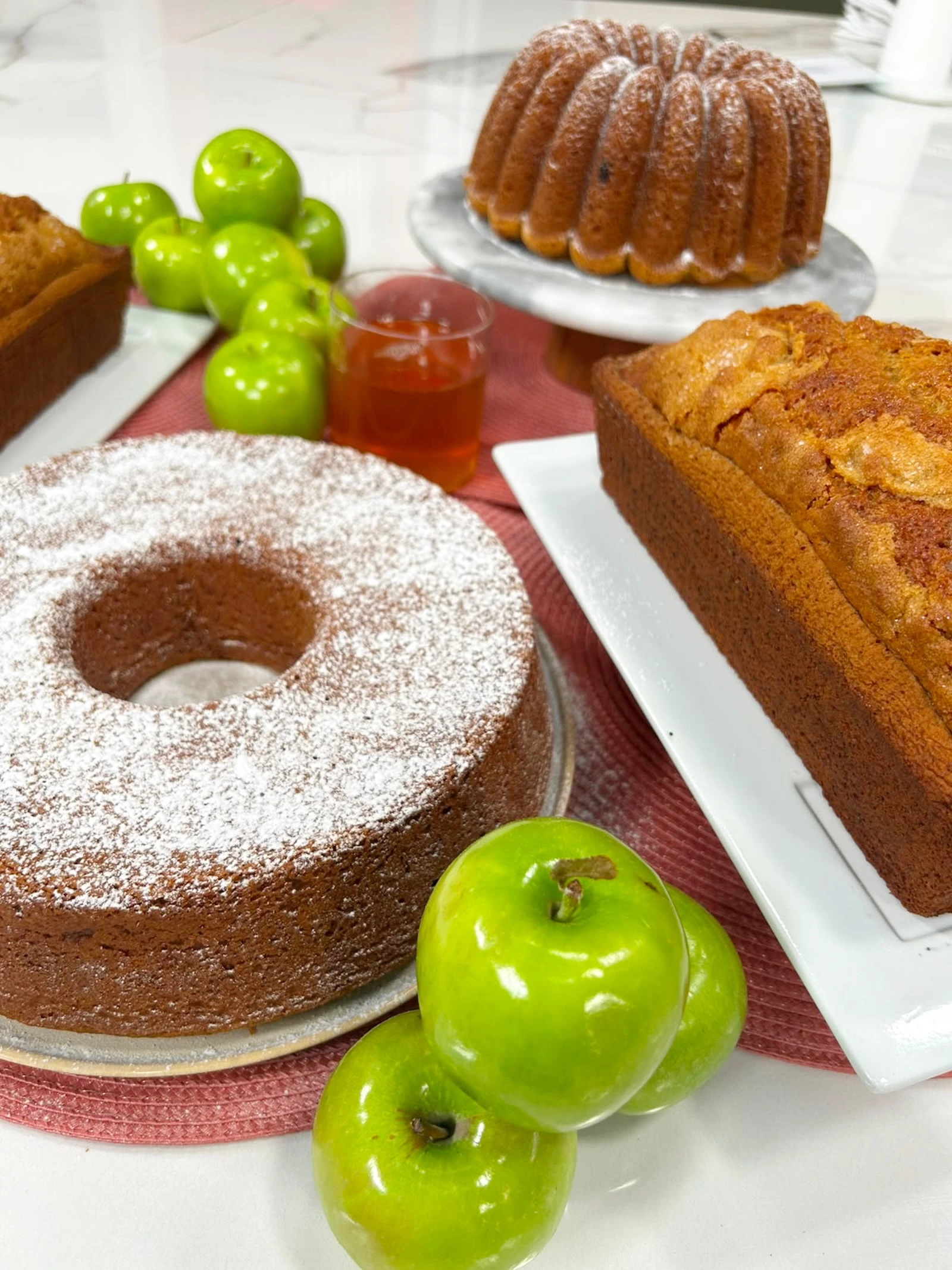 Torta de miel y manzana