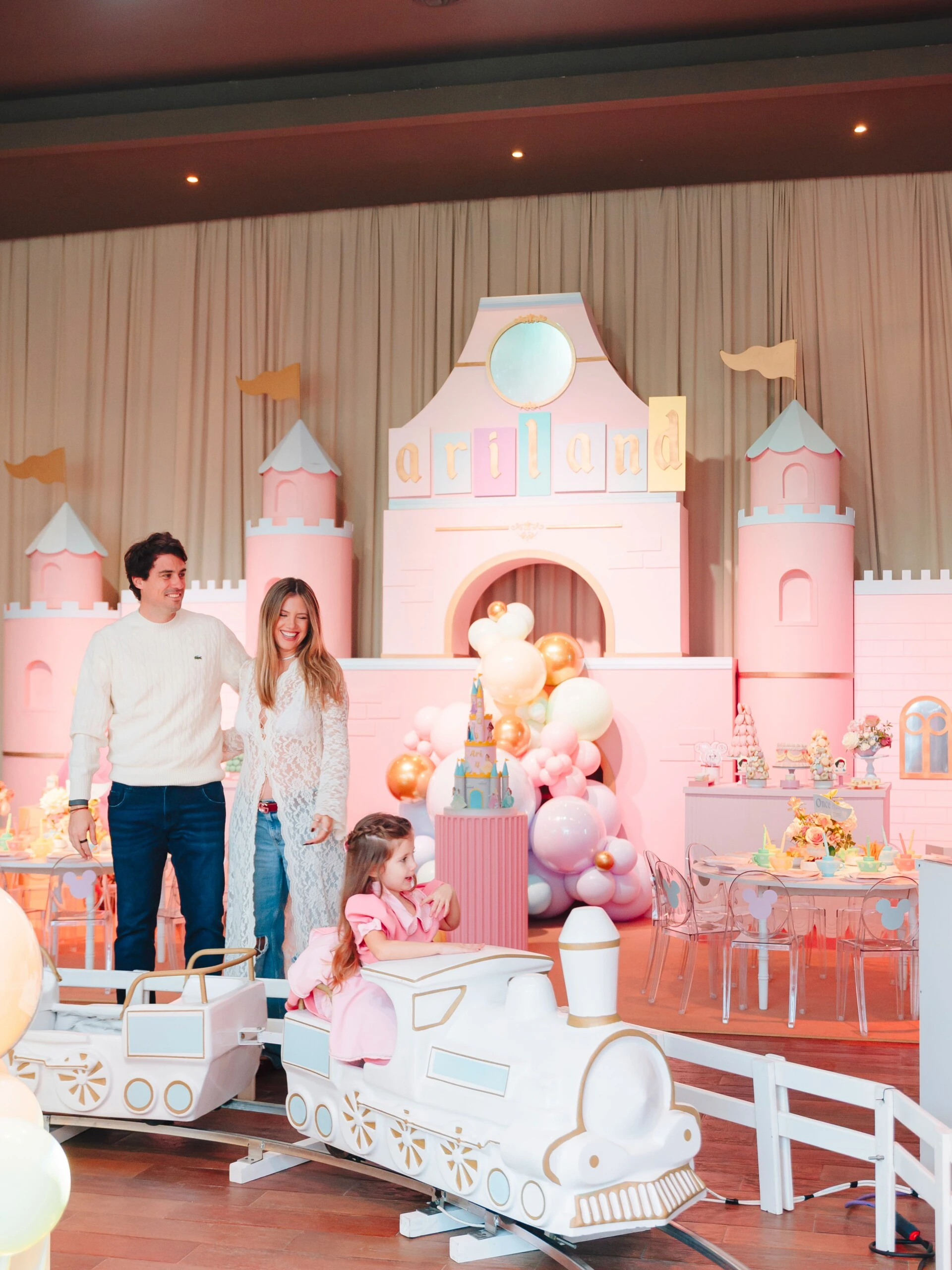 Así fue el cumpleaños de Arianna, la hija de Stephanie Demner y Guido Pella: una fiesta de princesas soñada