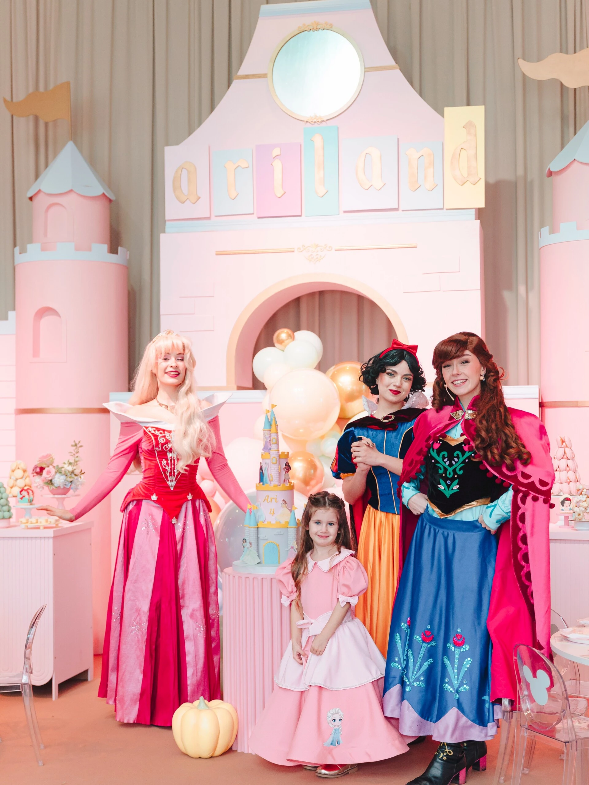 Así fue el cumpleaños de Arianna, la hija de Stephanie Demner y Guido Pella: una fiesta de princesas soñada