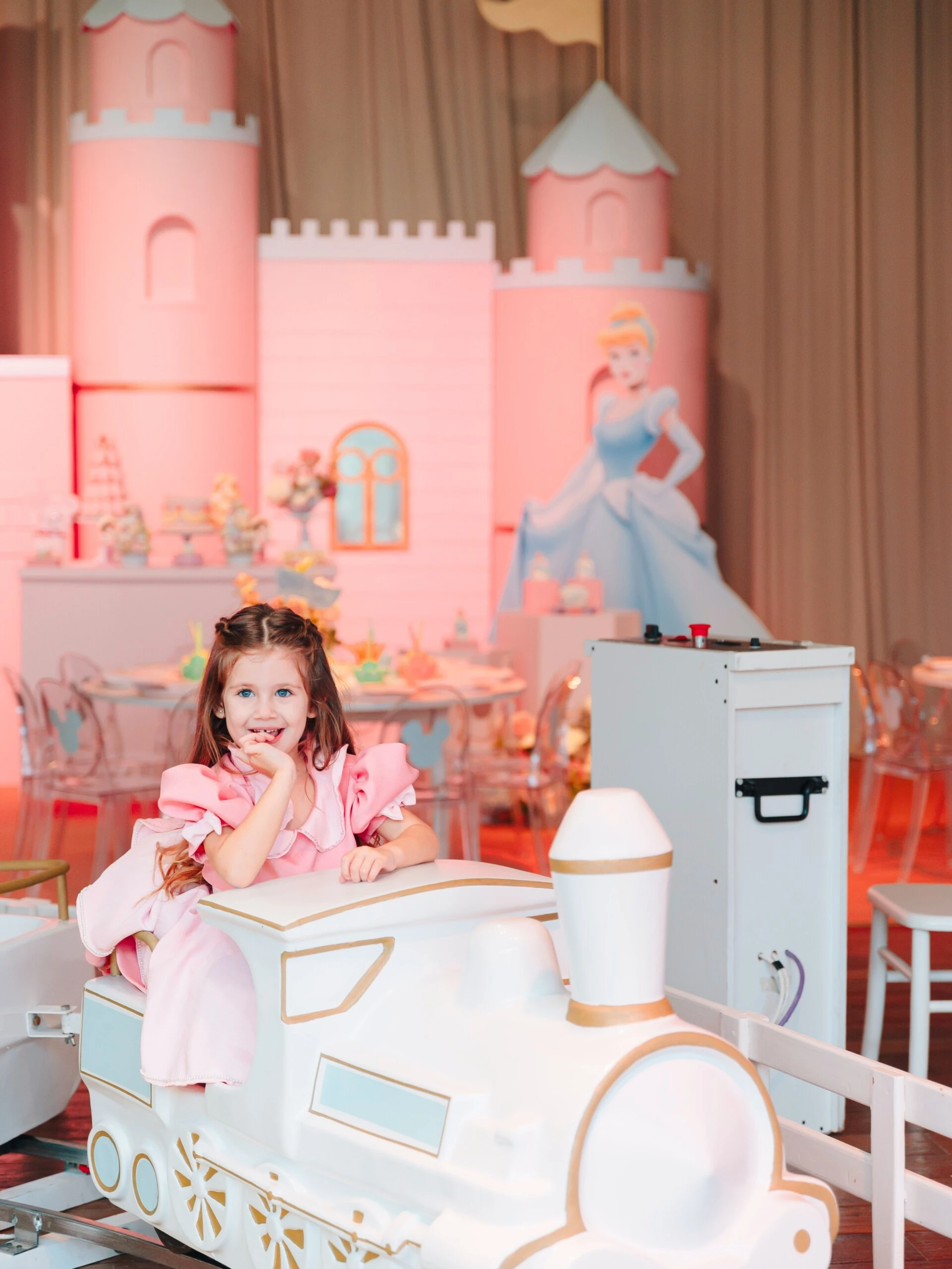 Así fue el cumpleaños de Arianna, la hija de Stephanie Demner y Guido Pella: una fiesta de princesas soñada