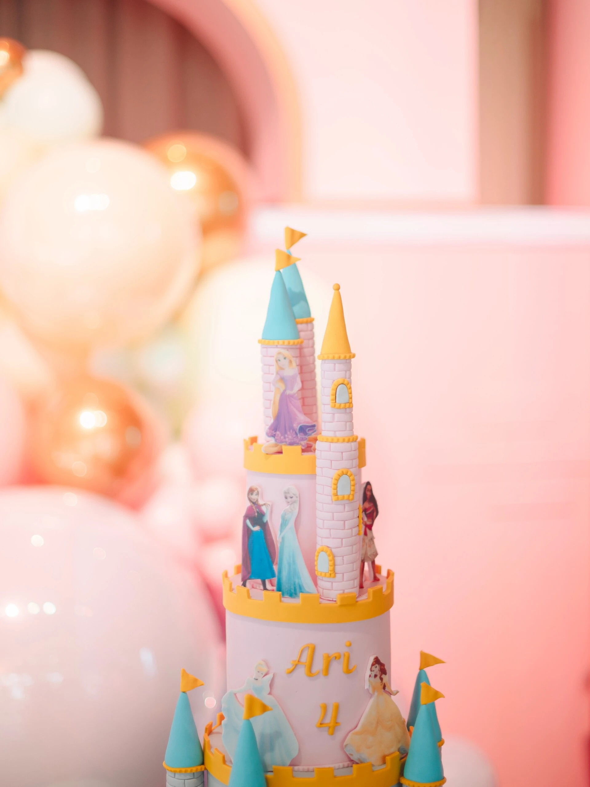 Así fue el cumpleaños de Arianna, la hija de Stephanie Demner y Guido Pella: una fiesta de princesas soñada
