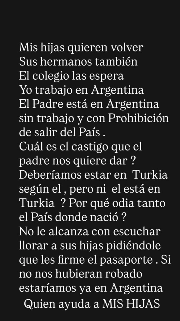 La empresaria explicó que sus cinco hijos desarrollan su vida cotidiana en la Argentina y aseguró que la falta de documentación, tras el robo sufrido en Italia, hace indispensable la autorización del padre para tramitar nuevos pasaportes y concretar el regreso.