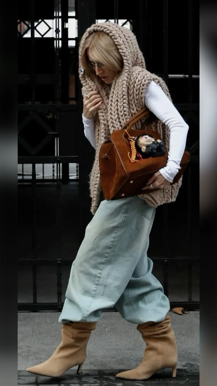 Guía de estilo: 4 accesorios del street style para ganarle al frío extremo con actitud