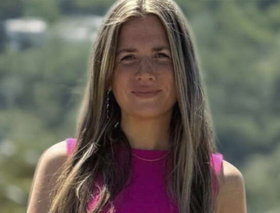 Yasmin Bellani, psicogerontóloga: “El mejor medicamento para la vejez muchas veces no está dentro de un frasco”