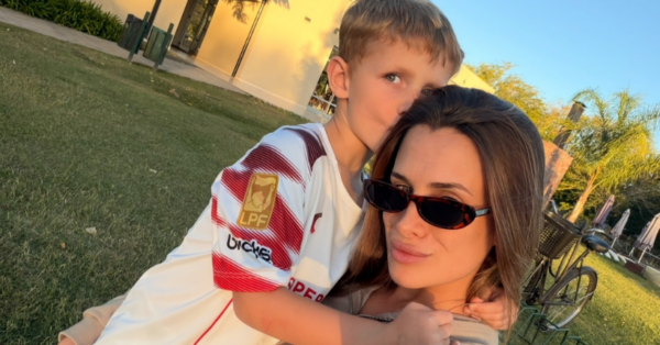 A doce mensagem de aniversário de Cami Hom para seu filho de longe A doce mensagem de aniversário de Cami Hom para seu filho de longe