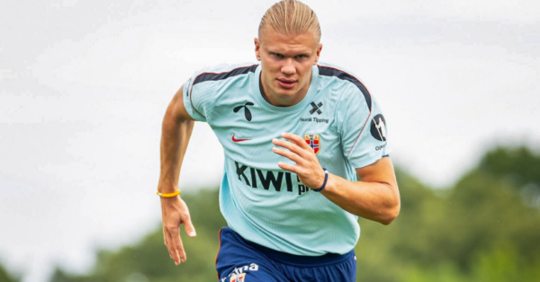 Por que Erling Haaland mudou o nome de sua camisa da Copa do Mundo