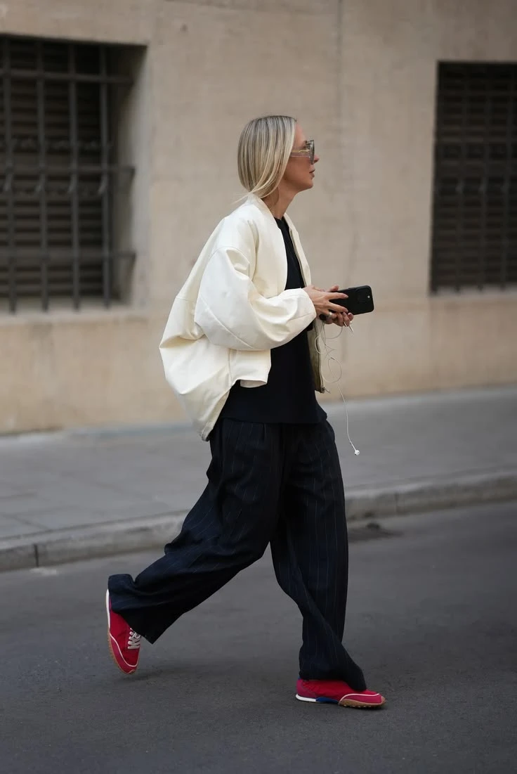 Alerta tendencia ni chunky ni retro, así son las zapatillas que se imponen esta primavera verano DESTACADA (1)