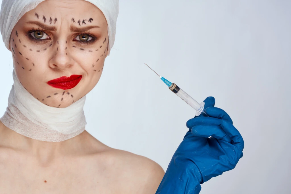 Zombie fillers: el polémico relleno con tejido de donantes que nació tras el boom del Ozempic
