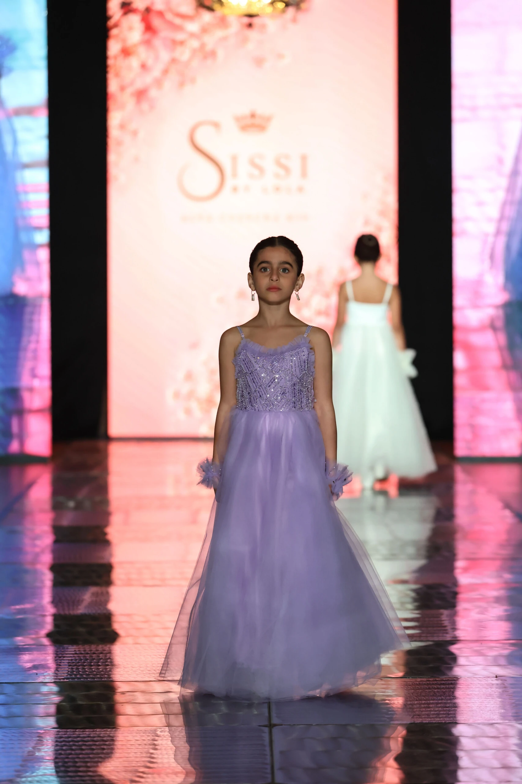 Sissi by Lola