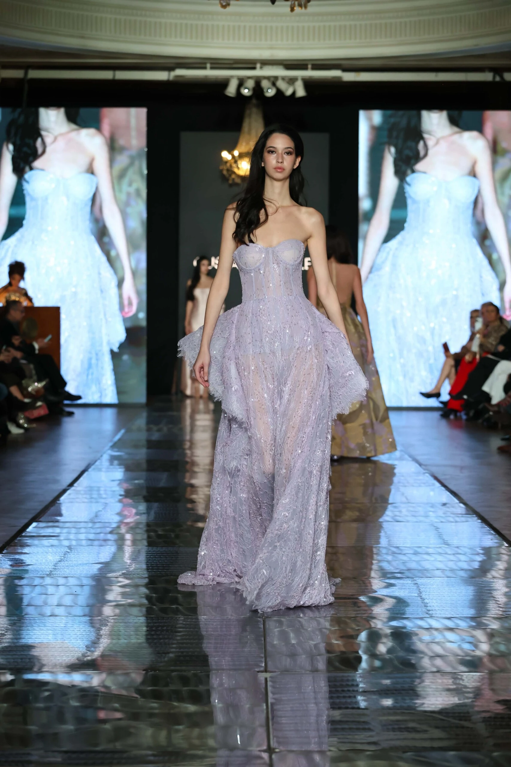 Desfile Gustavo Cadille.