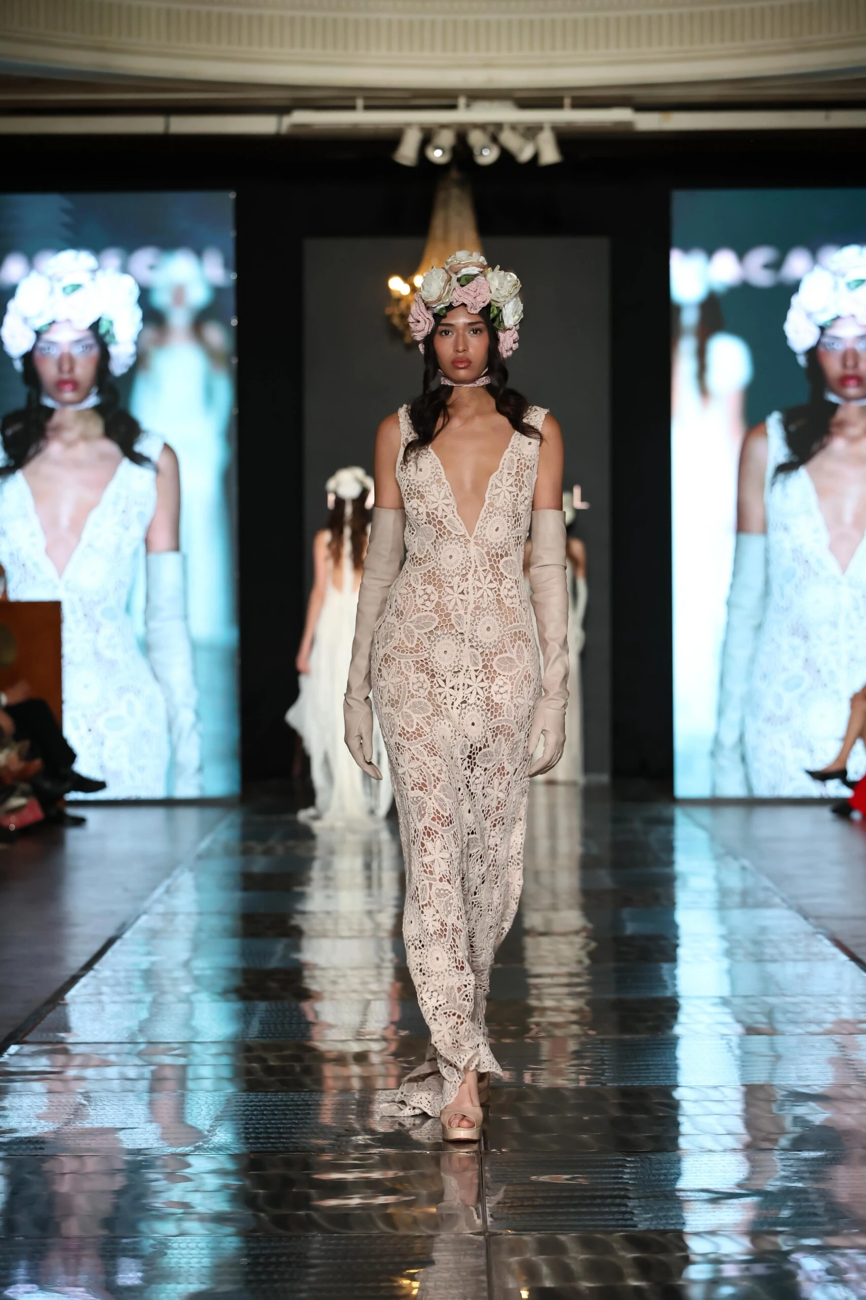 Desfile Pía Carregal.